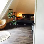 Casa de hóspedes Happy 3*